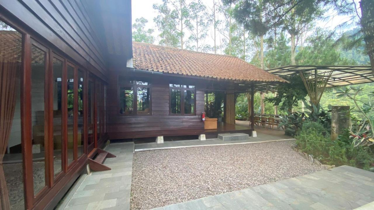 The Lodge Maribaya Cikareumbi Kültér fotó