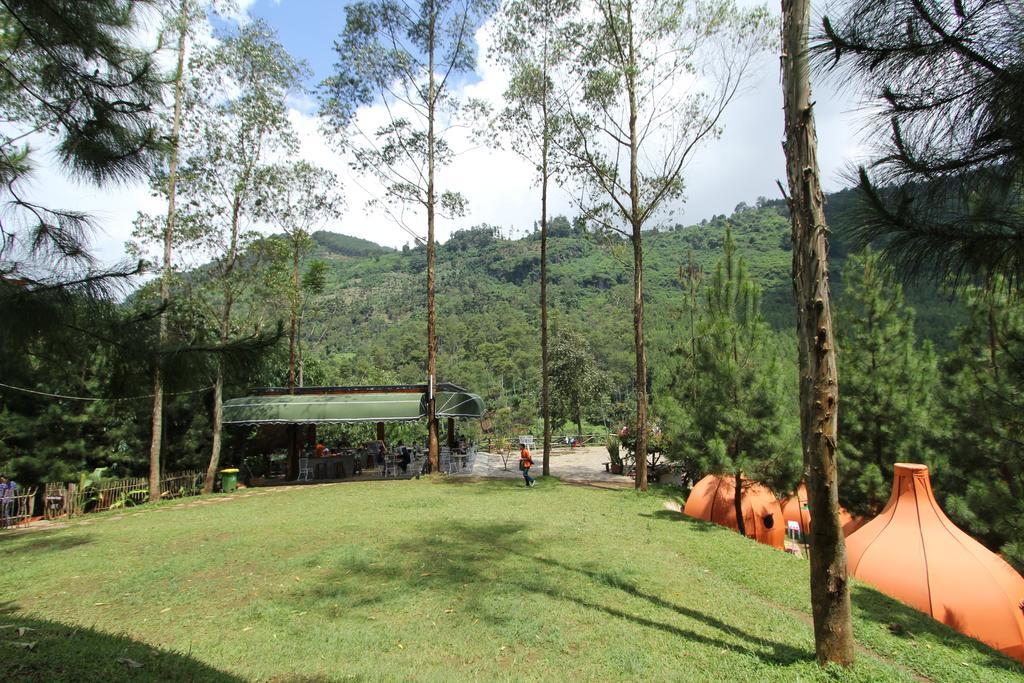 The Lodge Maribaya Cikareumbi Kültér fotó